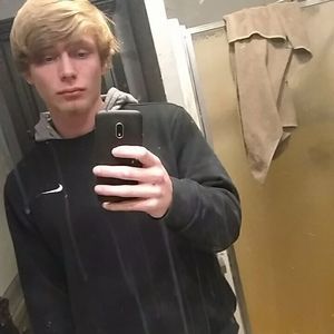 Meet your Posher, Cole